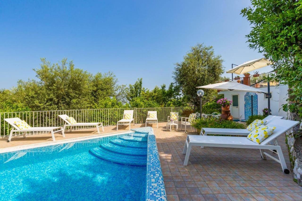 Villa Sorrento Flats ภายนอก รูปภาพ