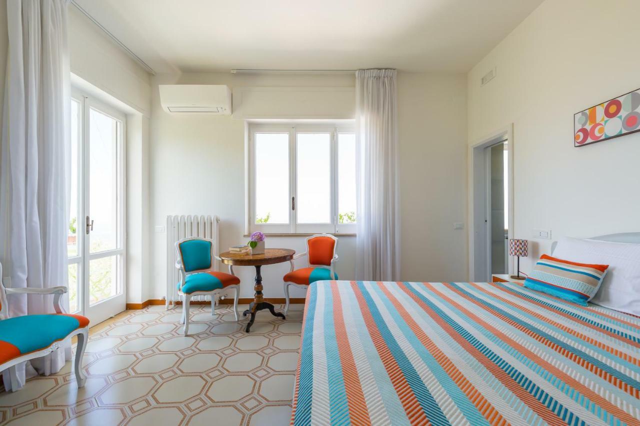 Villa Sorrento Flats ภายนอก รูปภาพ