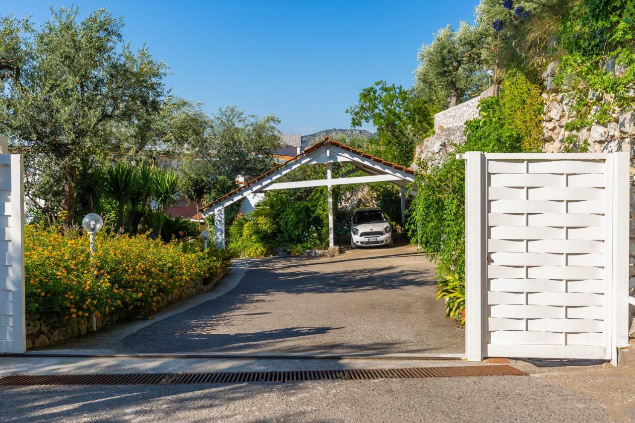Villa Sorrento Flats ภายนอก รูปภาพ
